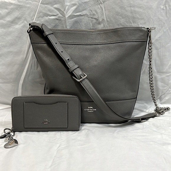 COACH Paxton Duffle Bag (Rare -- Discontinued) - Picture 2 of 8